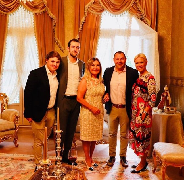 ZEHRA NEŞE KAVAK, MATT MİCHELSEN