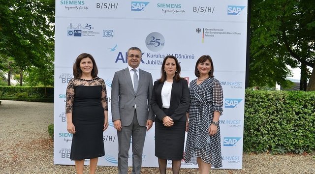 ZEYNEP DEMİR, MEHMET TAN, GONCA YILMAZ BATUR, PINAR ERSOY