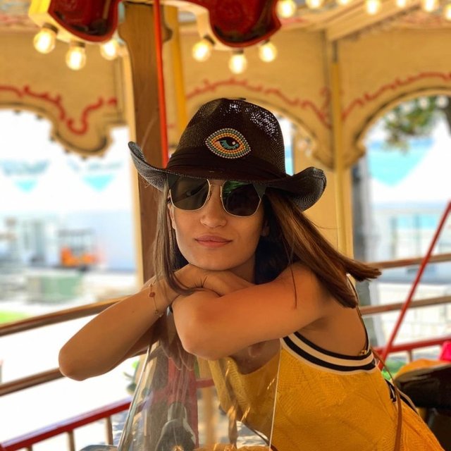 MELİSA TAPAN
