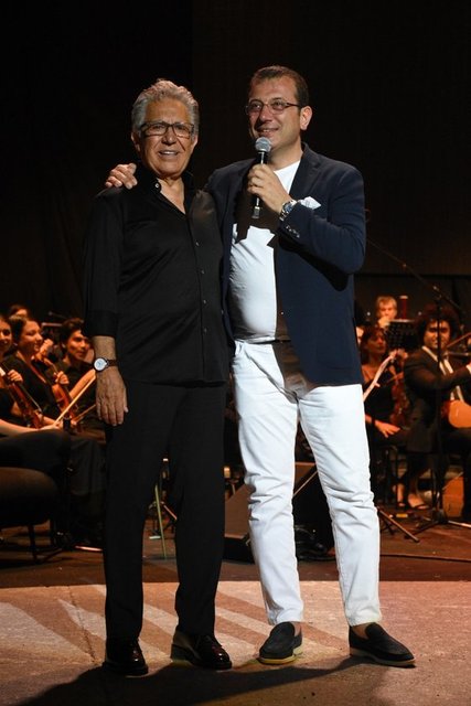 ZÜLFÜ LİVANELİ, EKREM İMAMOĞLU
