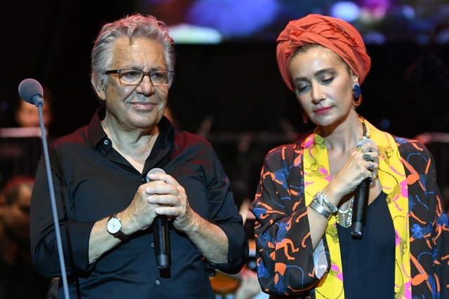 ZÜLFÜ LİVANELİ, SILA