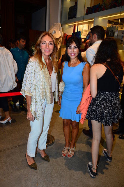 DİLEK HANİF, SUZAN SABANCI DİNÇER