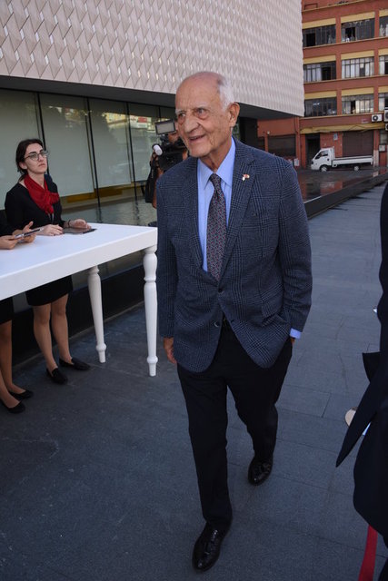 İNAN KIRAÇ