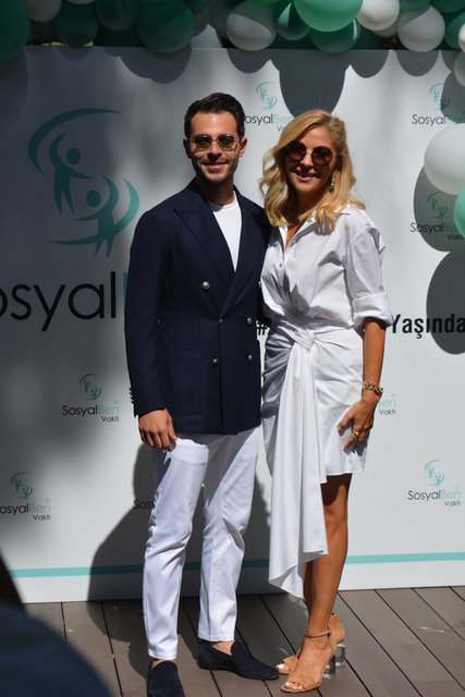 HAKAN, ARZU SABANCI
