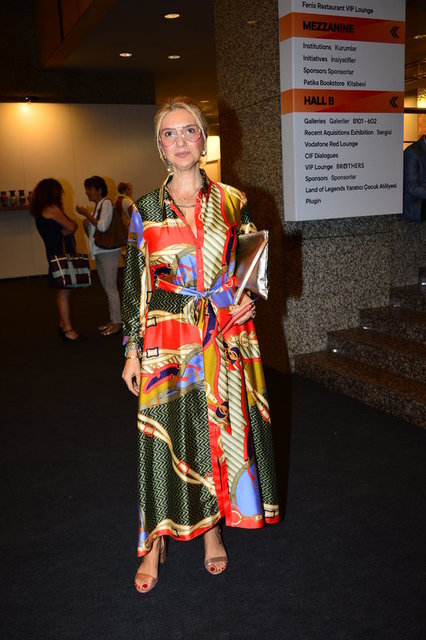 ARZU ÖZAL