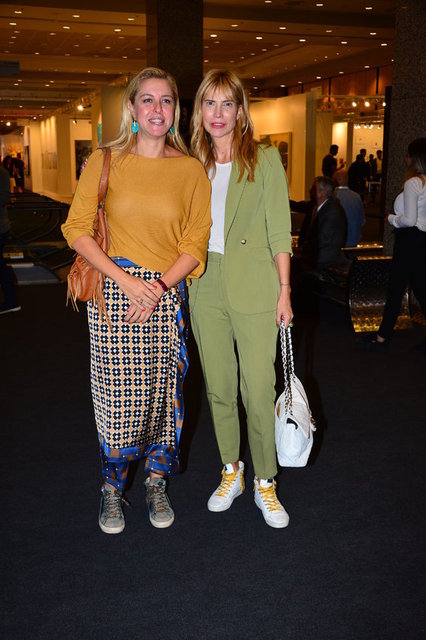ESRA DİNÇKÖK,ELİF DÜRÜST