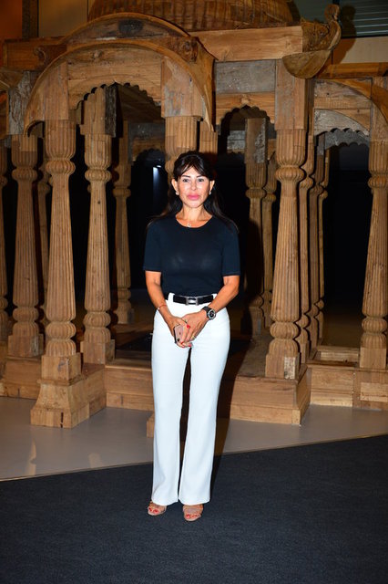 SUZAN SABANCI DİNÇER