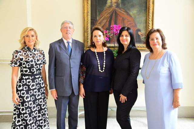 NEŞE GÖNÜL,MASSİMO GAİANİ, CAROLİNA GAİANİ ,ELENA SGARBİ,MONİK İPEKEL