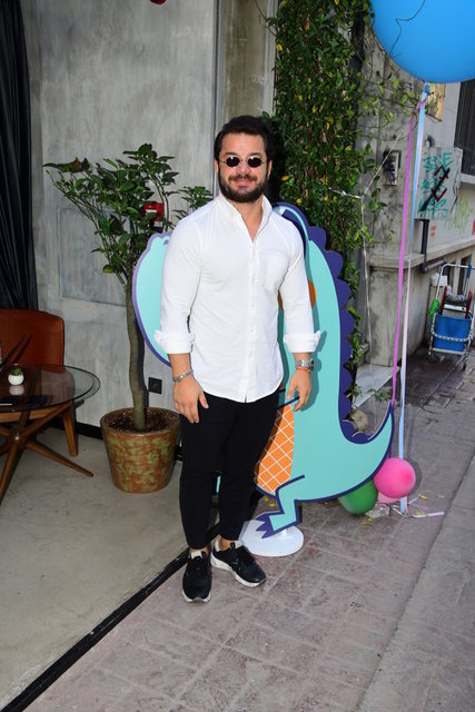 VOLKAN BAHÇEKAPILI