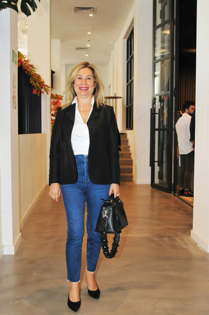 HÜLYA UYAR