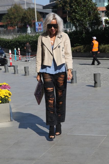 HANDE ACAR