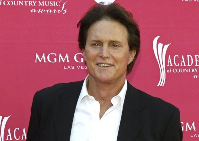 CAITLYN JENNER - Kardashian kardeşlerin üvey babası eski olimpik atlet Bruce Jenner da geçirdiği operasyonla cinsiyetini değiştirdi. 