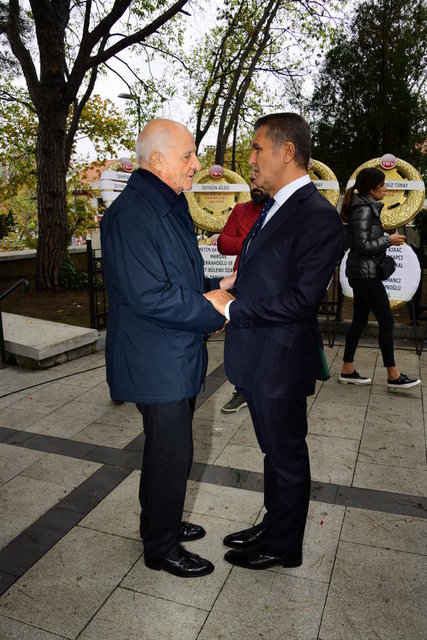 İNAN KIRAÇ , MUSTAFA SARIGÜL