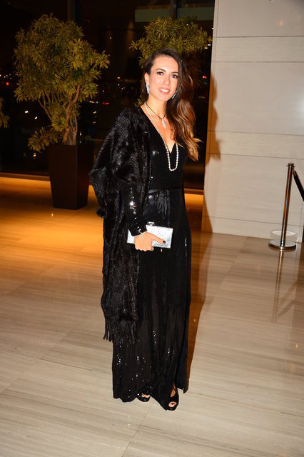 LARA TÜRKER 