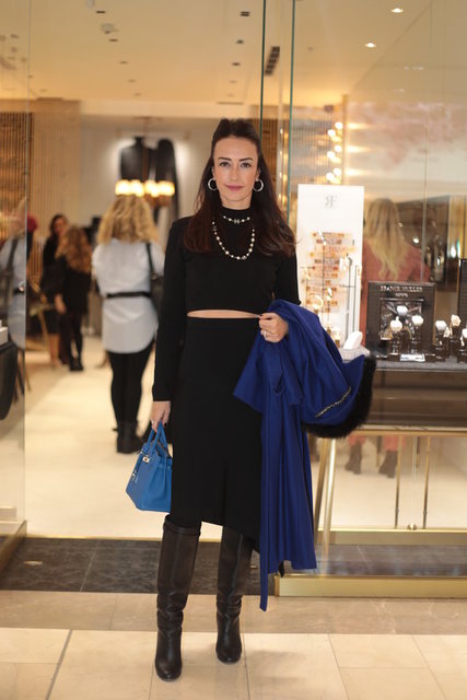 ÖZLE SEZER