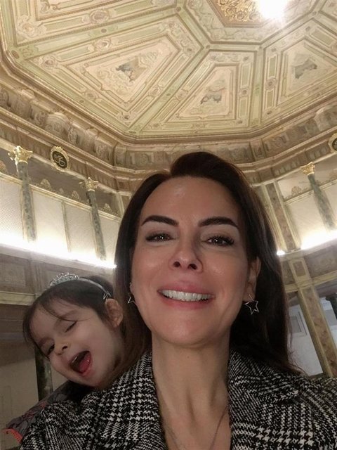 SEREN FOSFOROĞLU - NİL FOSFOROĞLU
