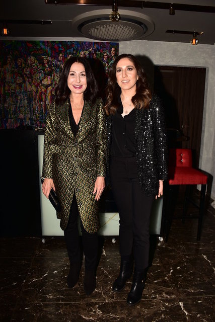 REYHAN İPEKEL, YASMİN GÜLMAN