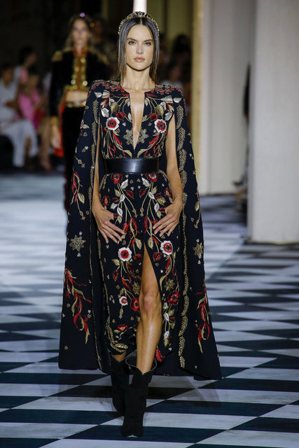 ALESSANDRA AMBROSİO