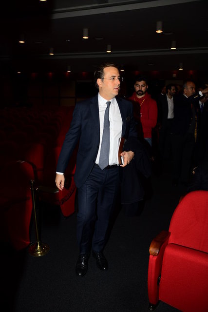 MURAT ÖZYEĞİN