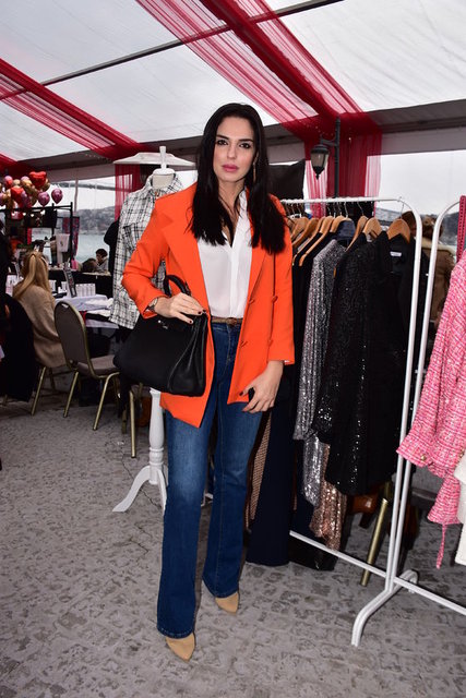 BURCU ZİYAL