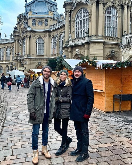 HAKAN,ARZU,HACI SABANCI