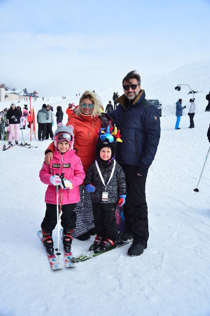 MAYRA, MATEO, MİLKA KARAAĞAÇLI,DENİZ İNCE