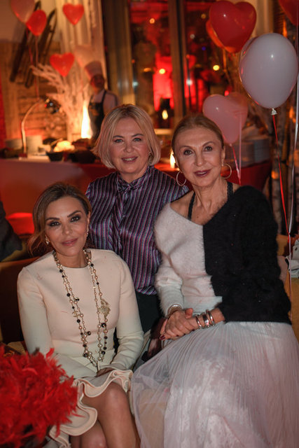 FERYAL GÜLMAN, ÇİĞDEM EŞREFİZADE, MERİH TURAN