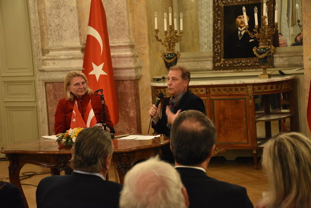 ATIL KUTOĞLU