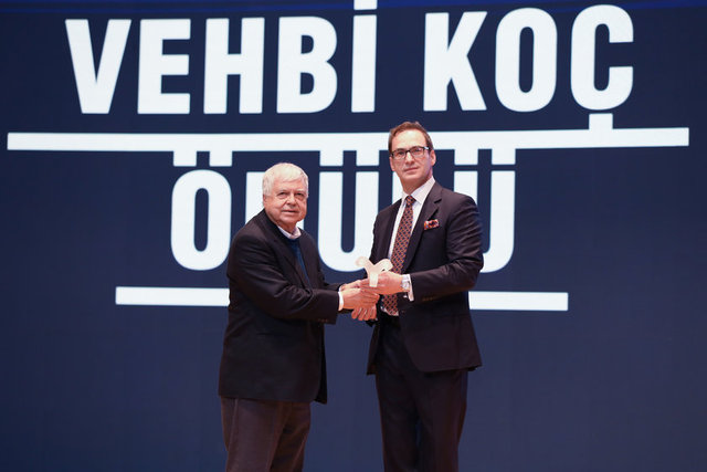 ÖMER KOÇ, İLHAN TEKELİ