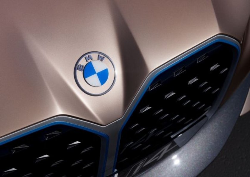 Son Dakika Haberi Bmw Logosu Degisti Bmw Den 23 Yil Sonra Flas Degisiklik