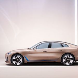 BMW i4 tanıtıldı