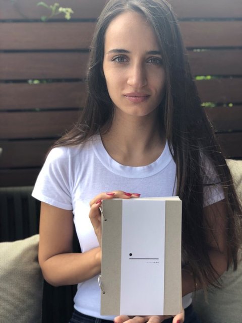 MELİSA TAPAN