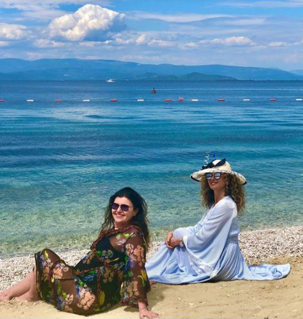 ESRA OFLAZ GÜVENKAYA, PINAR ECZACIBAŞI