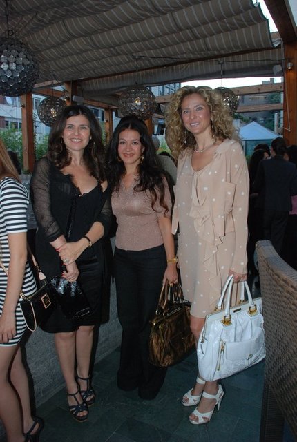 ESRA OFLAZ GÜVENKAYA, PINAR ECZACIBAŞI