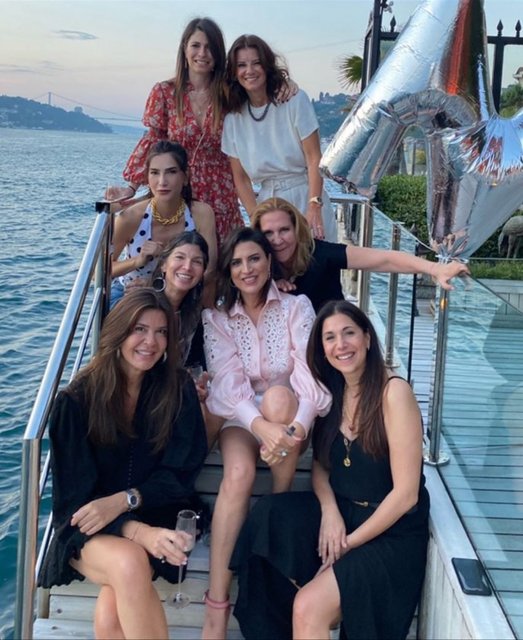 DİDEM ANTEBİ, ZEYNEP ÜSTÜNEL, NİL BENTÜRK UYGUNER, ŞİRİN YALÇIN, ROSELLA KARABACAK