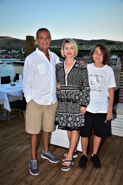 CEMAL-ŞENAY, MERT YARAR