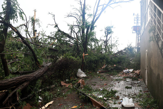 Meteoroloji Genel Müdürlüğü tarafından İstanbul için kuvvetli yağış uyarısı yapmasının ardından birçok bölgede taşkınlar meydana geldi.
