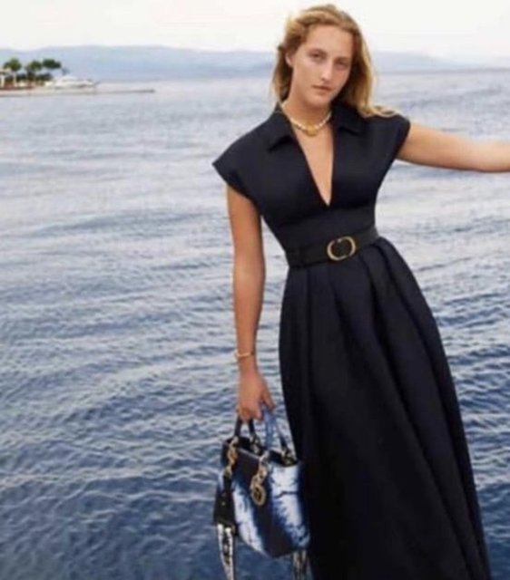 AYLİN KOÇ