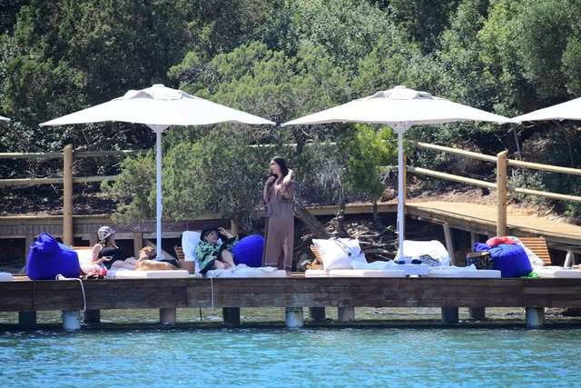 NİDA BULUT BOZKURT, NİLÜFER, DİLA BULUT