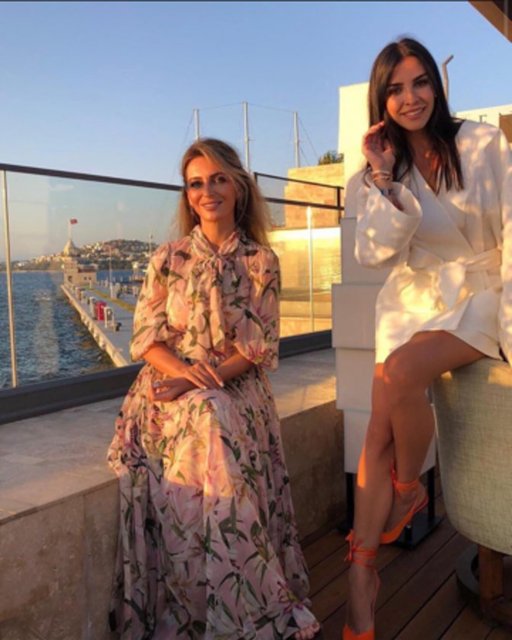 BEYZA UYANOĞLU, NESLİŞAH ALKOÇLAR DÜZYATAN