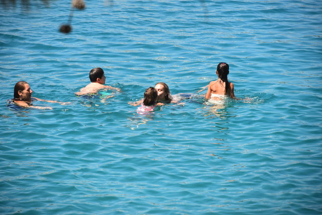 HANDE DEMİR, ASLAN, MASAL, MAVİ ACAR