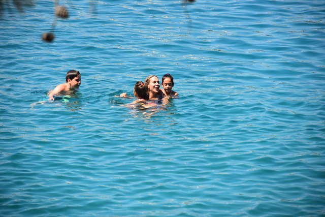 HANDE DEMİR, ASLAN, MASAL, MAVİ ACAR