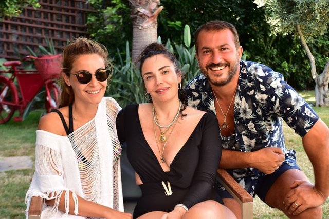 SENA UYANIK, EBRU ÇETİNKAYA, ERTAN UYANIK