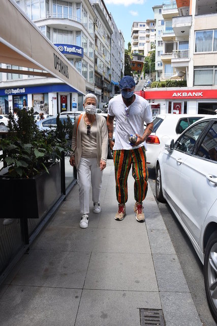 ÖNDER, DENİZ ÖZTARHAN