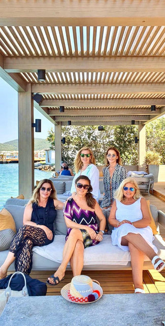YEŞİM MANAV, GÜLNAZ SEZGİN, ASLI AKIN, ŞULE ARGÜDER