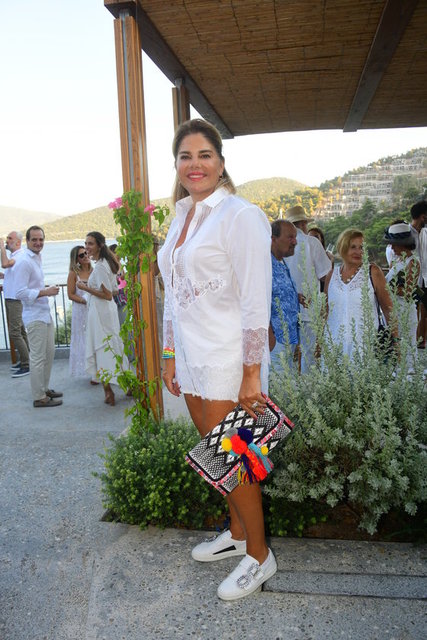 ECE KURDOĞLU