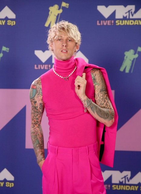 MACHINE GUN KELLY