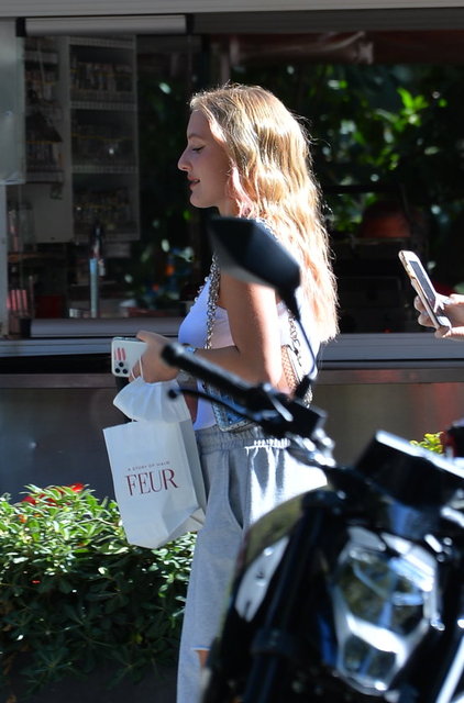 AYLİN KOÇ