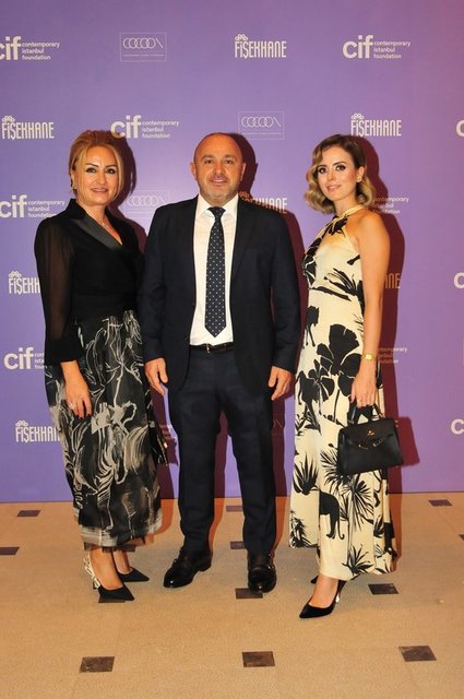 AYNUR-AHMET,KÜBRA AKBALIK
