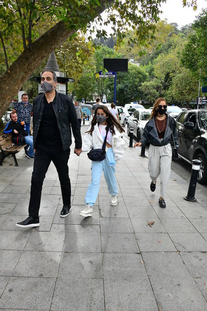 HANDE-MEHMET GAMGAM
